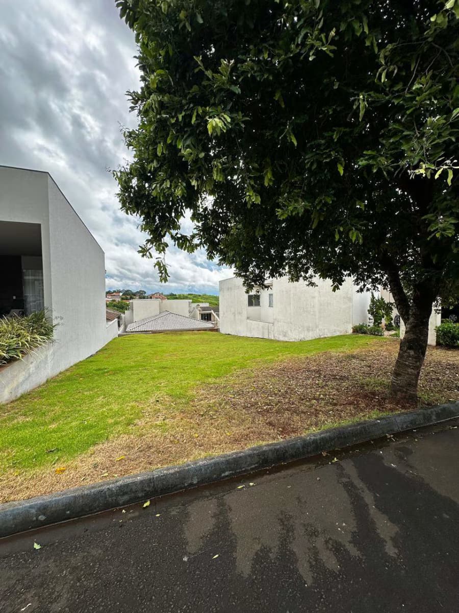 Terreno em Ibiporã — Condomínio Moradas do Arvoredo — Imóveis em Ibiporã